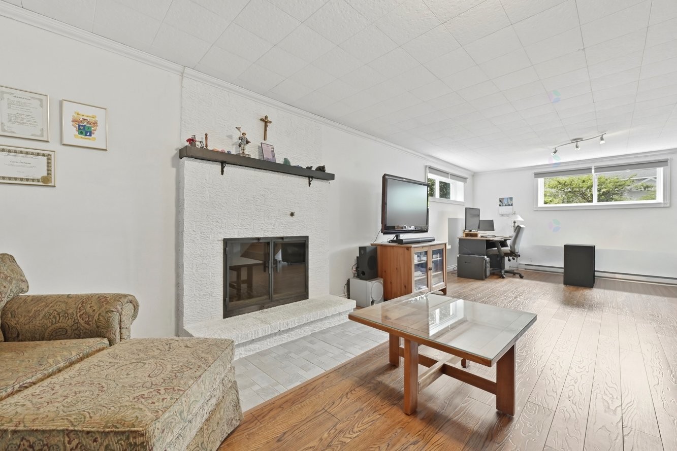 









845


Rue Jean-Plouf

,
Boucherville,




QC
J4B3H2

