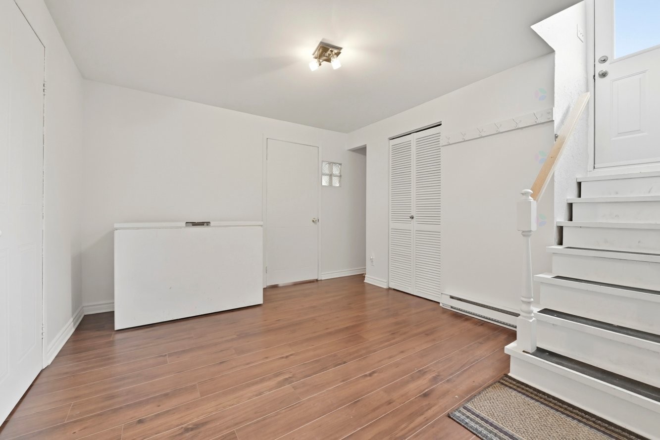 









845


Rue Jean-Plouf

,
Boucherville,




QC
J4B3H2

