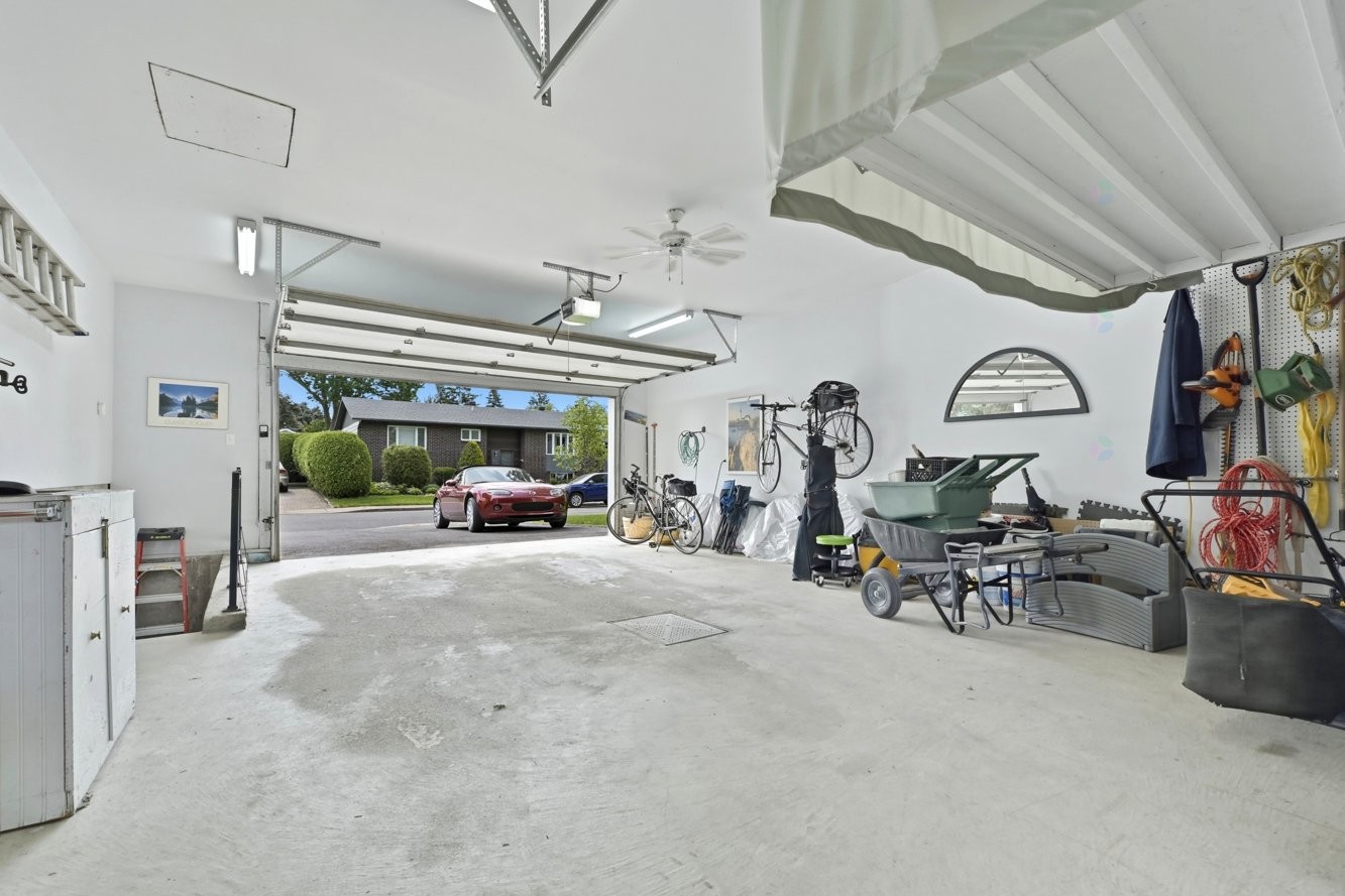 









845


Rue Jean-Plouf

,
Boucherville,




QC
J4B3H2

