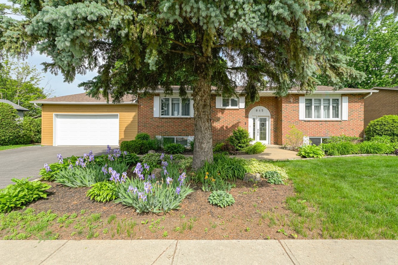 









845


Rue Jean-Plouf

,
Boucherville,




QC
J4B3H2

