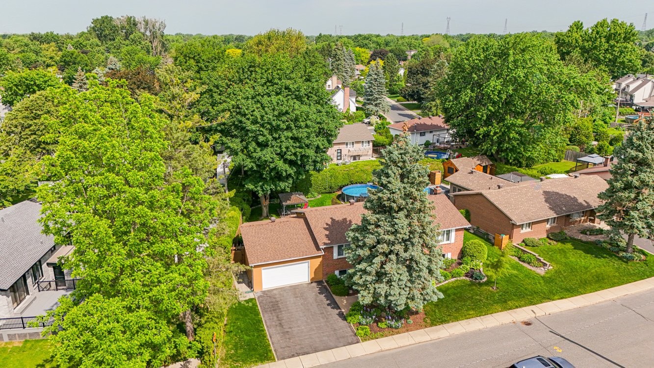 









845


Rue Jean-Plouf

,
Boucherville,




QC
J4B3H2

