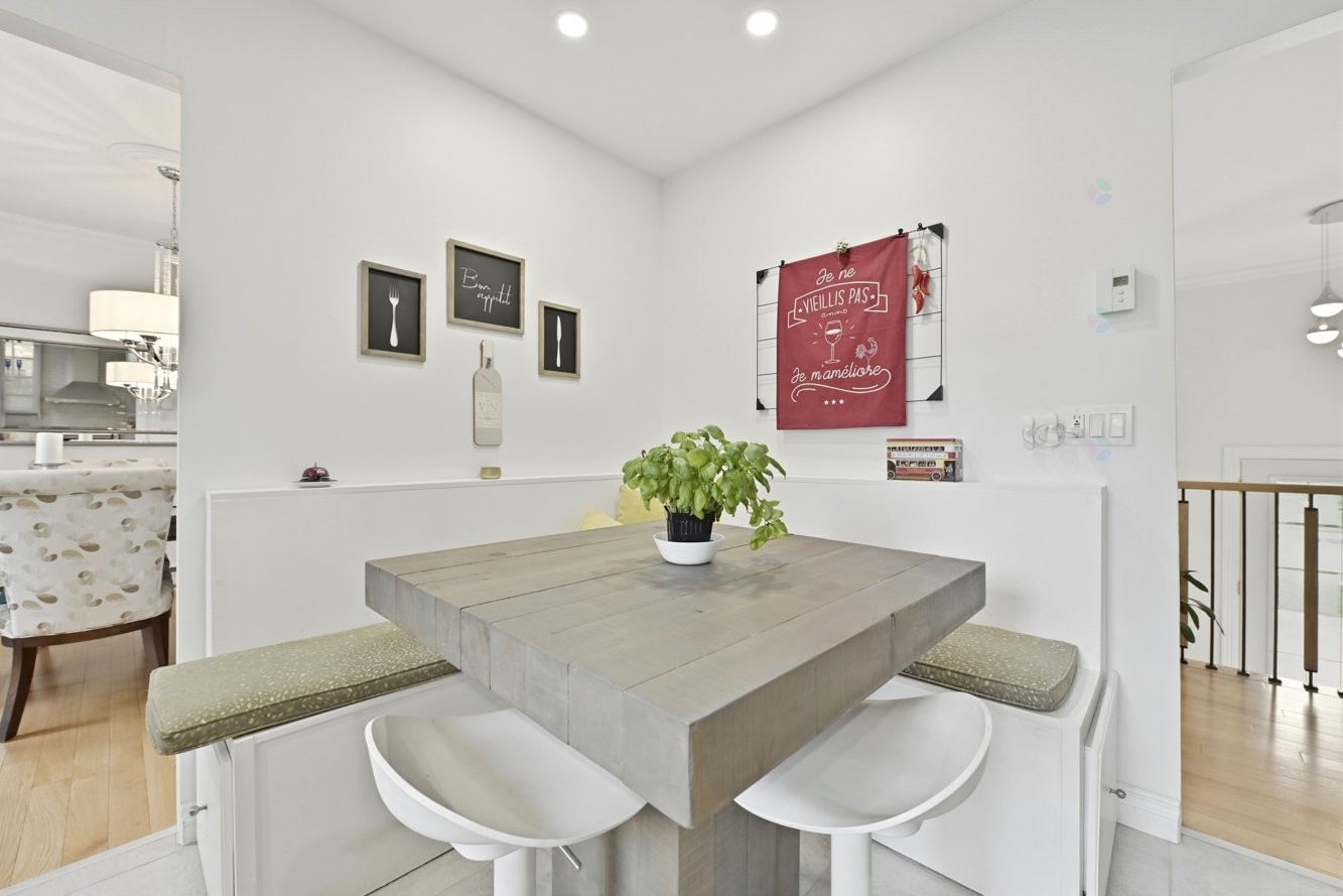 









845


Rue Jean-Plouf

,
Boucherville,




QC
J4B3H2


