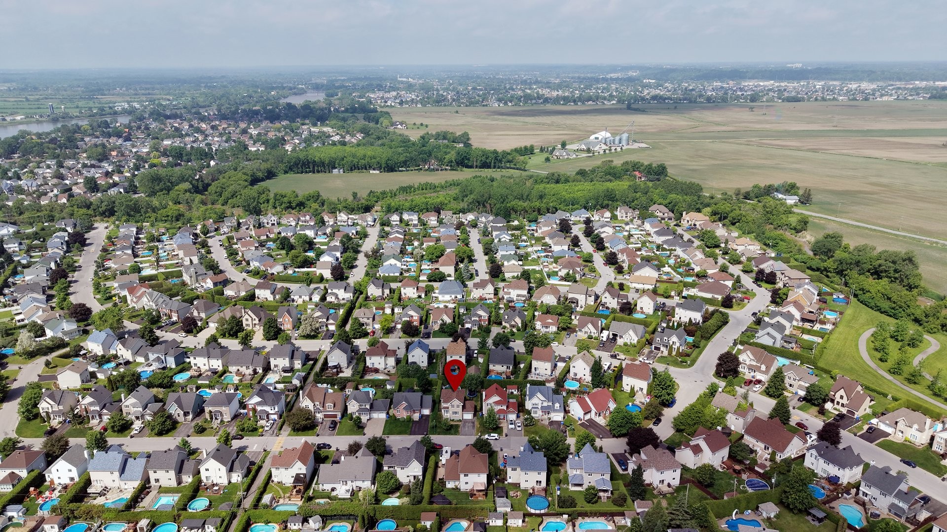 









164


Carré du Ruisselet

,
Terrebonne (Lachenaie),




QC
J6W6E3

