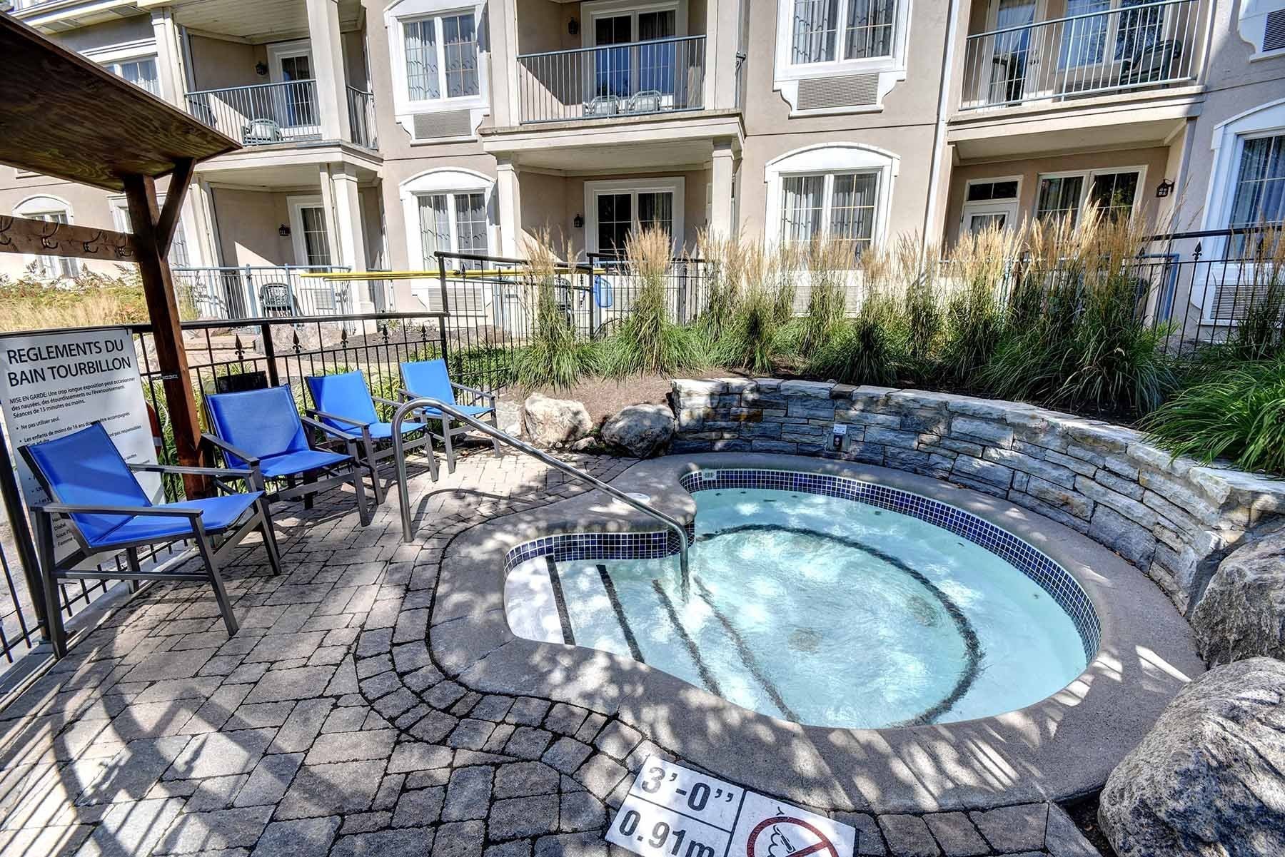 









160


Ch. du Curé-Deslauriers

, 336,
Mont-Tremblant,




QC
J8E1T1


