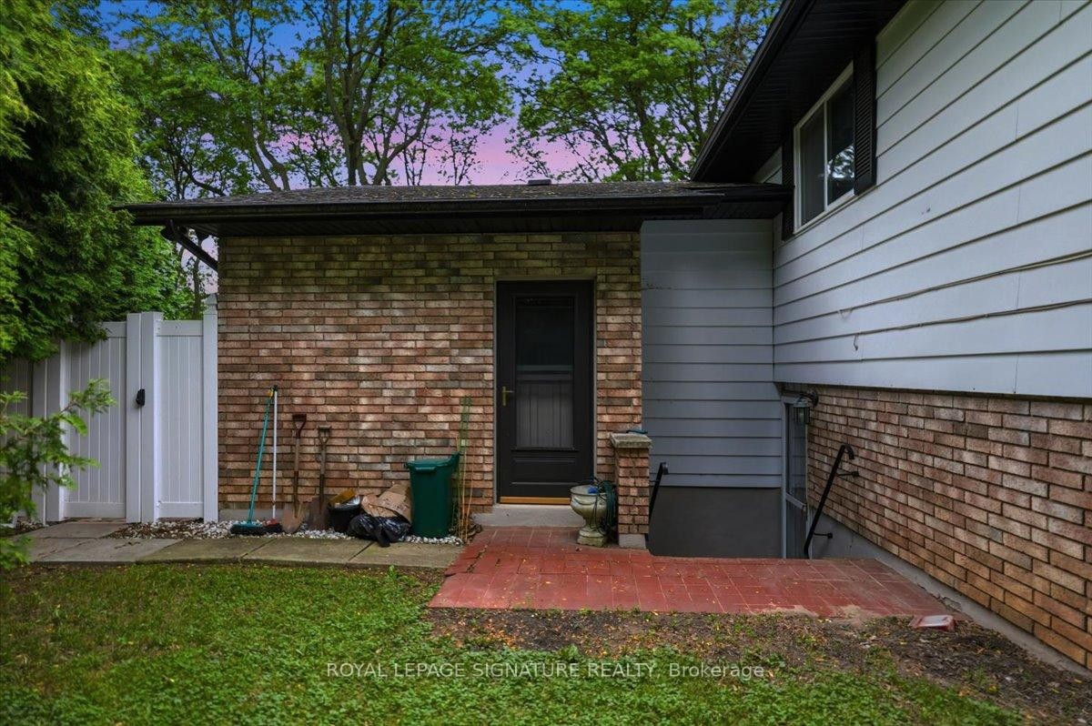 









6011


Theresa

Street,
Niagara Falls,




ON
L2J 2A4

