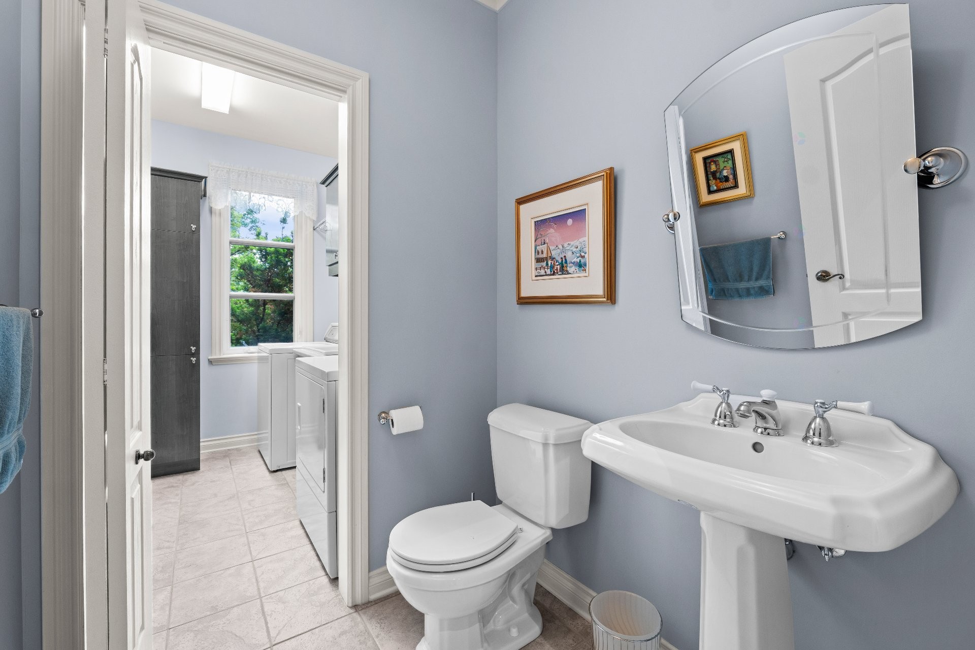 









7


Rue Duchâtel

,
Candiac,




QC
J5R6J5

