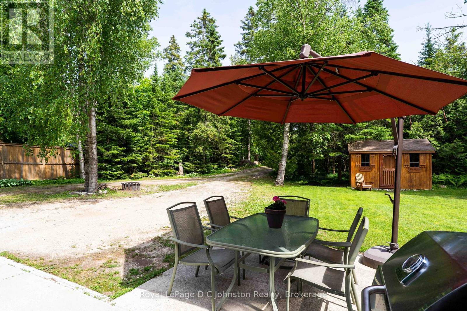 












471 ECKFORD AVENUE

,
Saugeen Shores,




Ontario
N0H2L0

