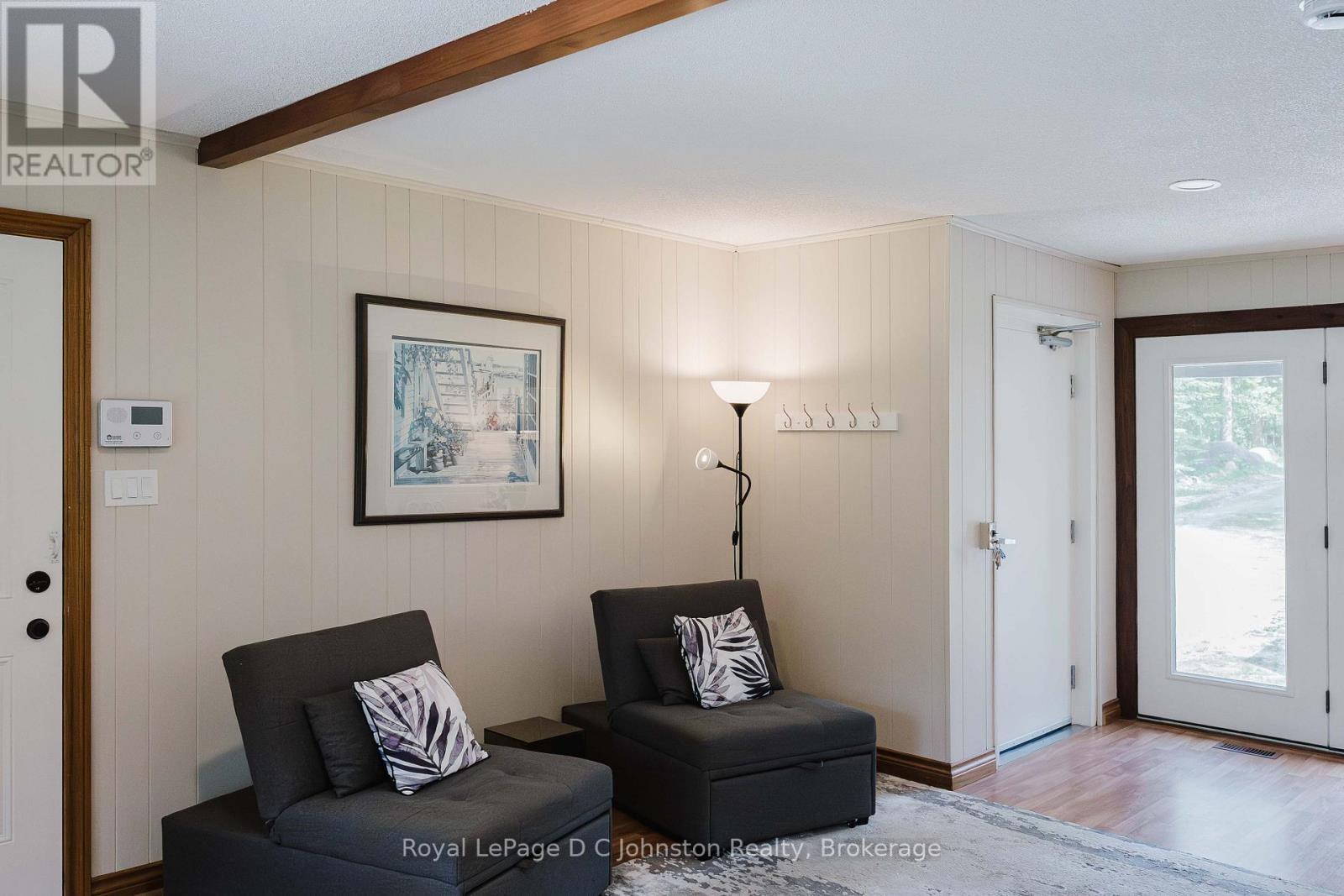 












471 ECKFORD AVENUE

,
Saugeen Shores,




Ontario
N0H2L0

