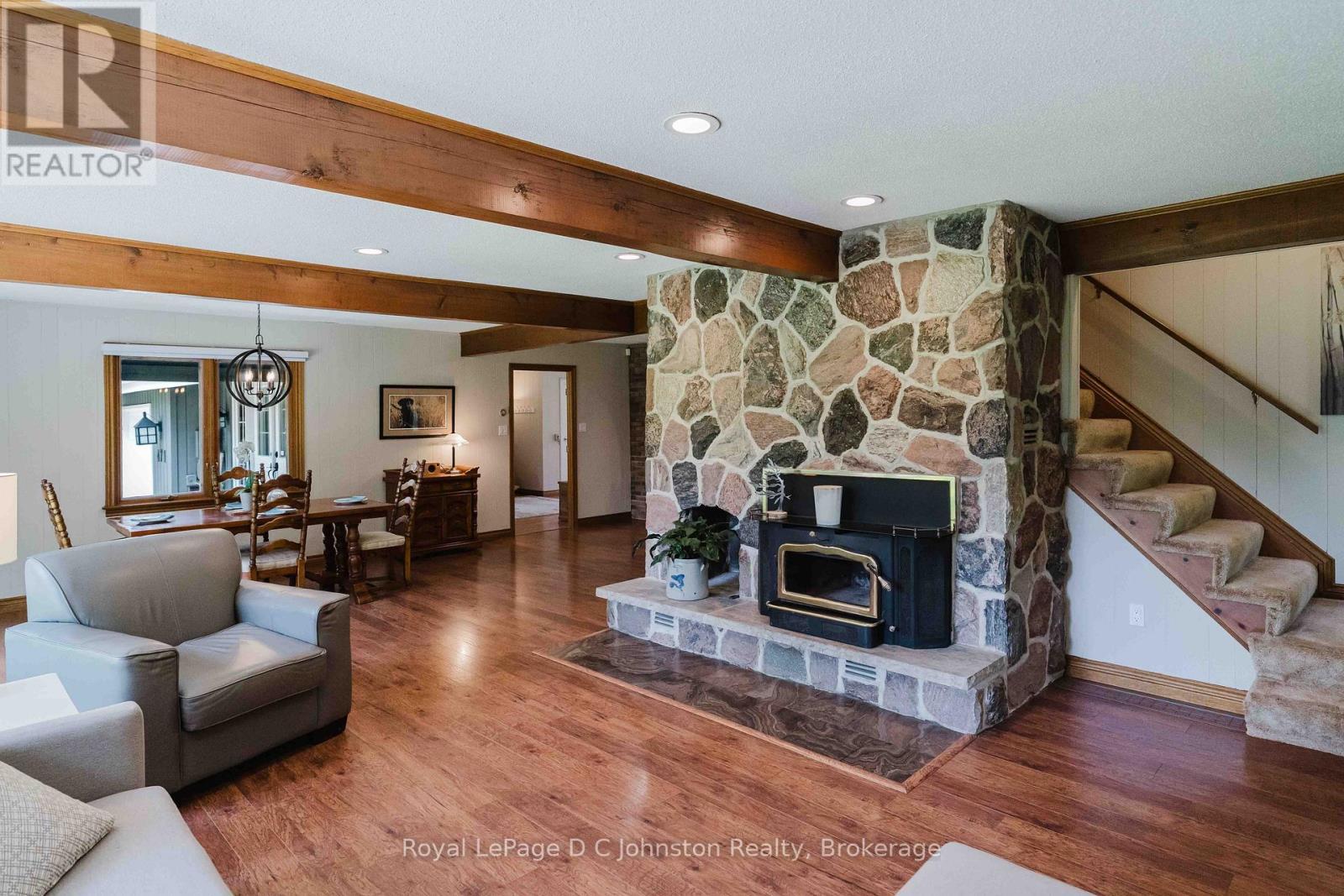 












471 ECKFORD AVENUE

,
Saugeen Shores,




Ontario
N0H2L0

