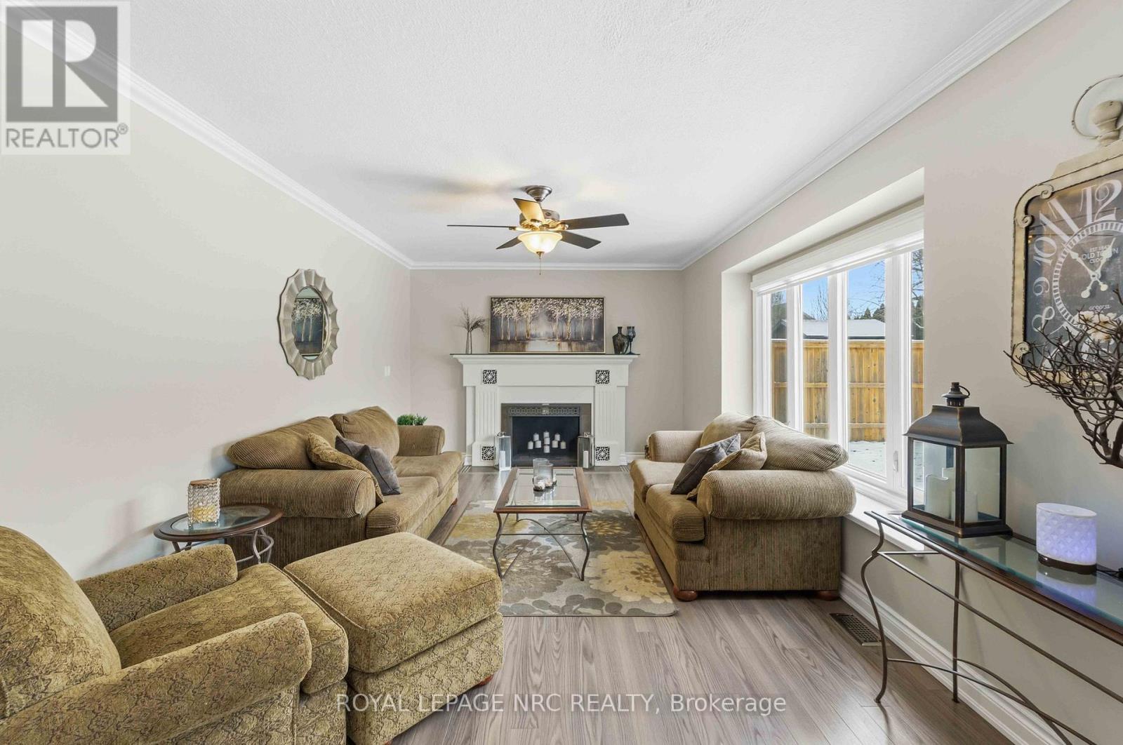 












9 WOODGARDEN COURT

,
St. Catharines (Lakeshore),




Ontario
L2M7C9

