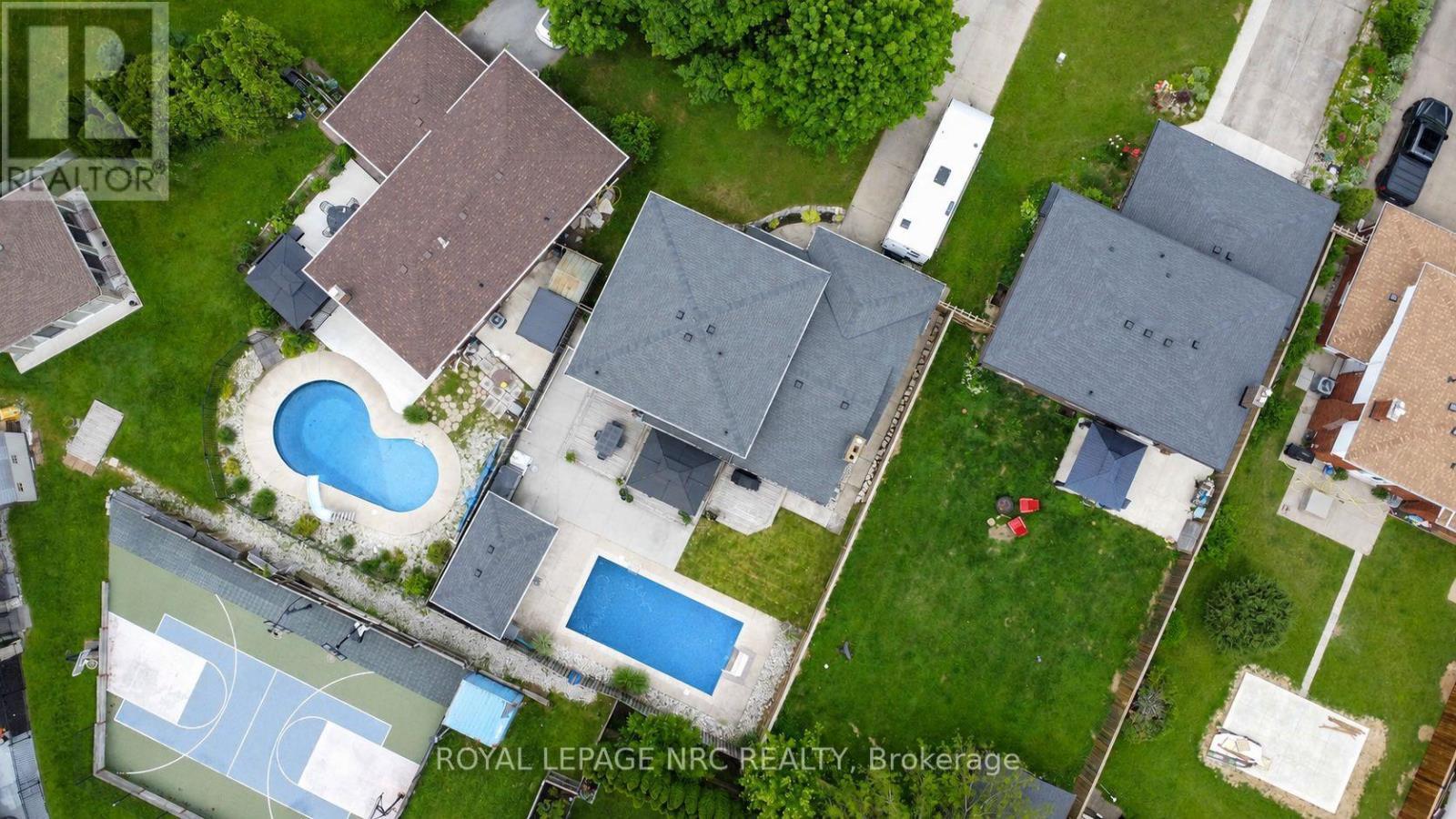 












9 WOODGARDEN COURT

,
St. Catharines (Lakeshore),




Ontario
L2M7C9

