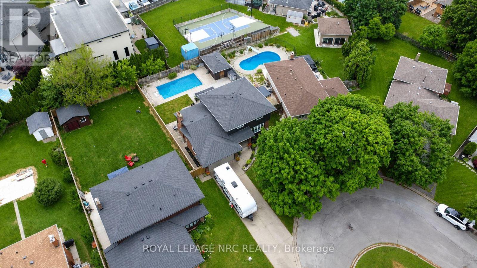 












9 WOODGARDEN COURT

,
St. Catharines (Lakeshore),




Ontario
L2M7C9

