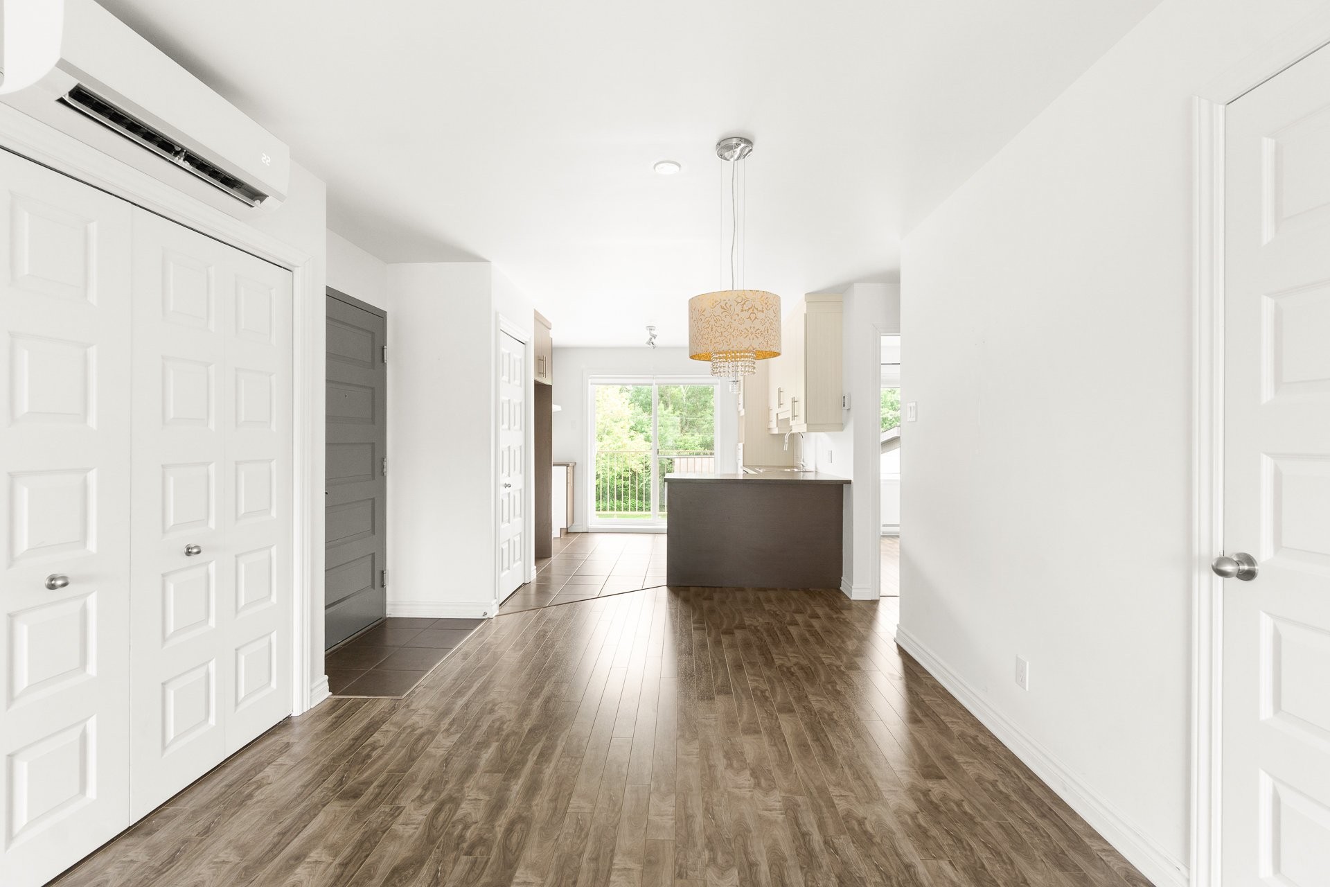 









2460


Rue de la Garonne

, 4,
Trois-Rivières,




QC
G9B0H9

