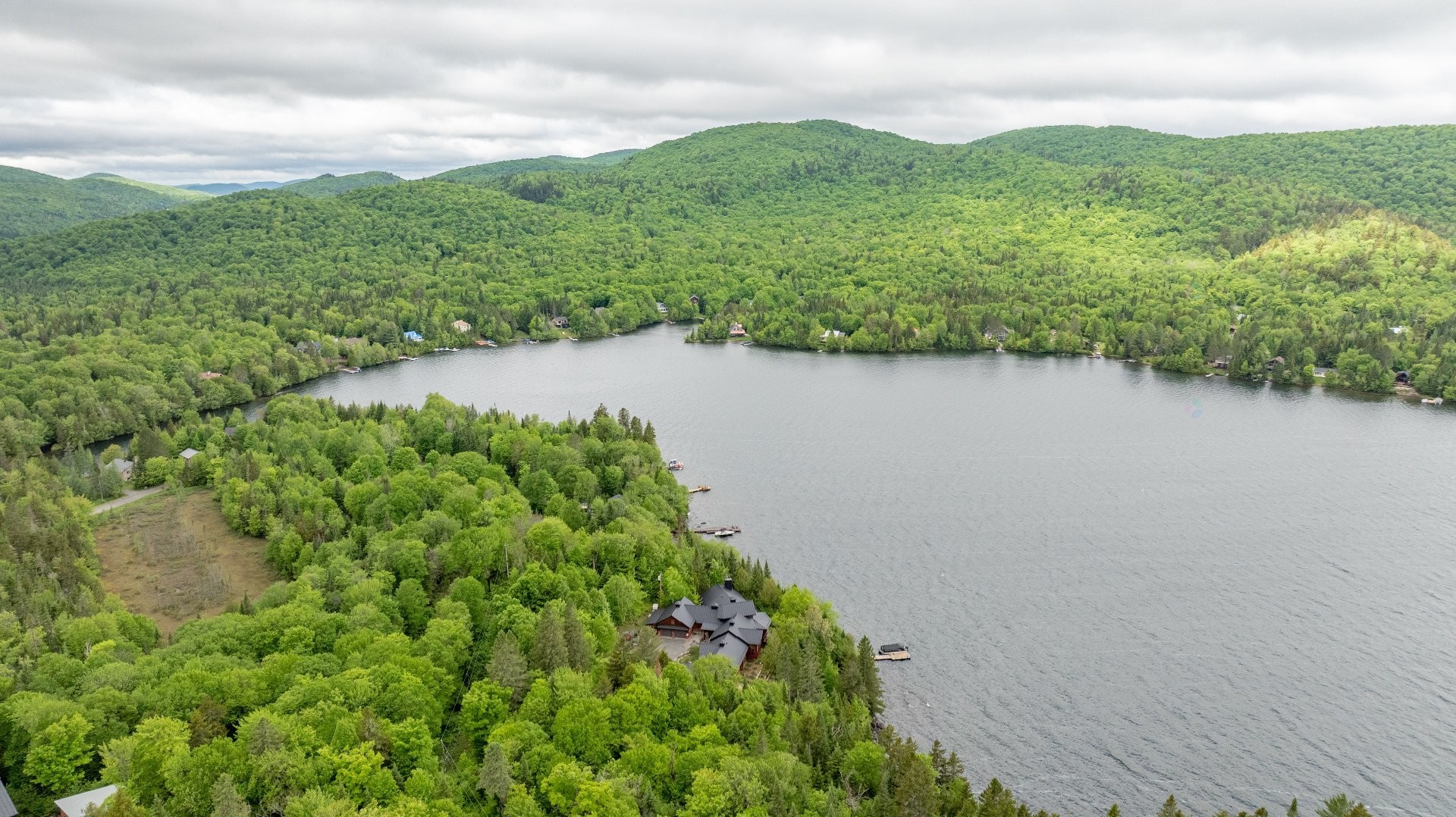 












Ch. de la Pointe

,
Lantier,







QC
J0T1V0

