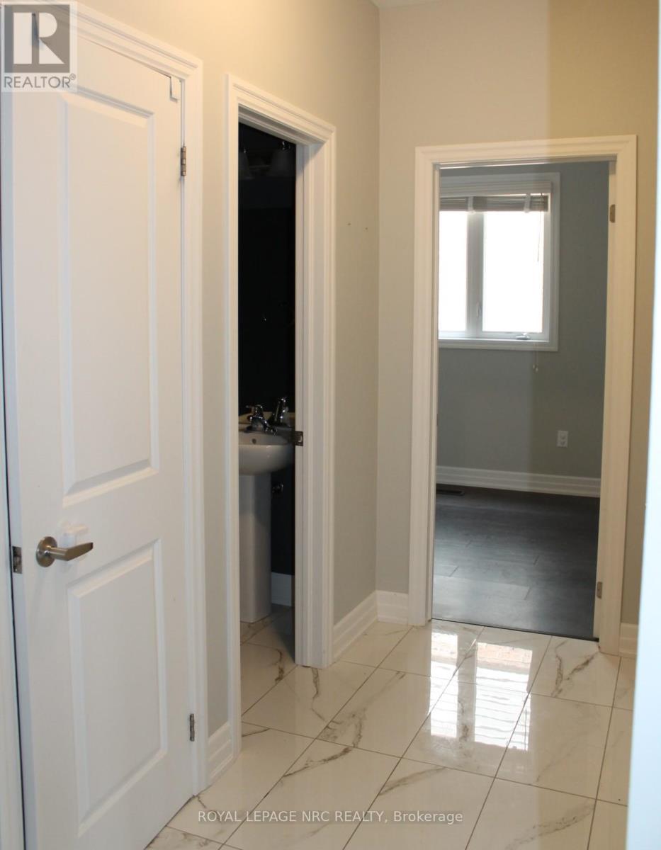 












9397 TALLGRASS AVENUE

,
Niagara Falls (Lyons Creek),




Ontario
L2G0Y2

