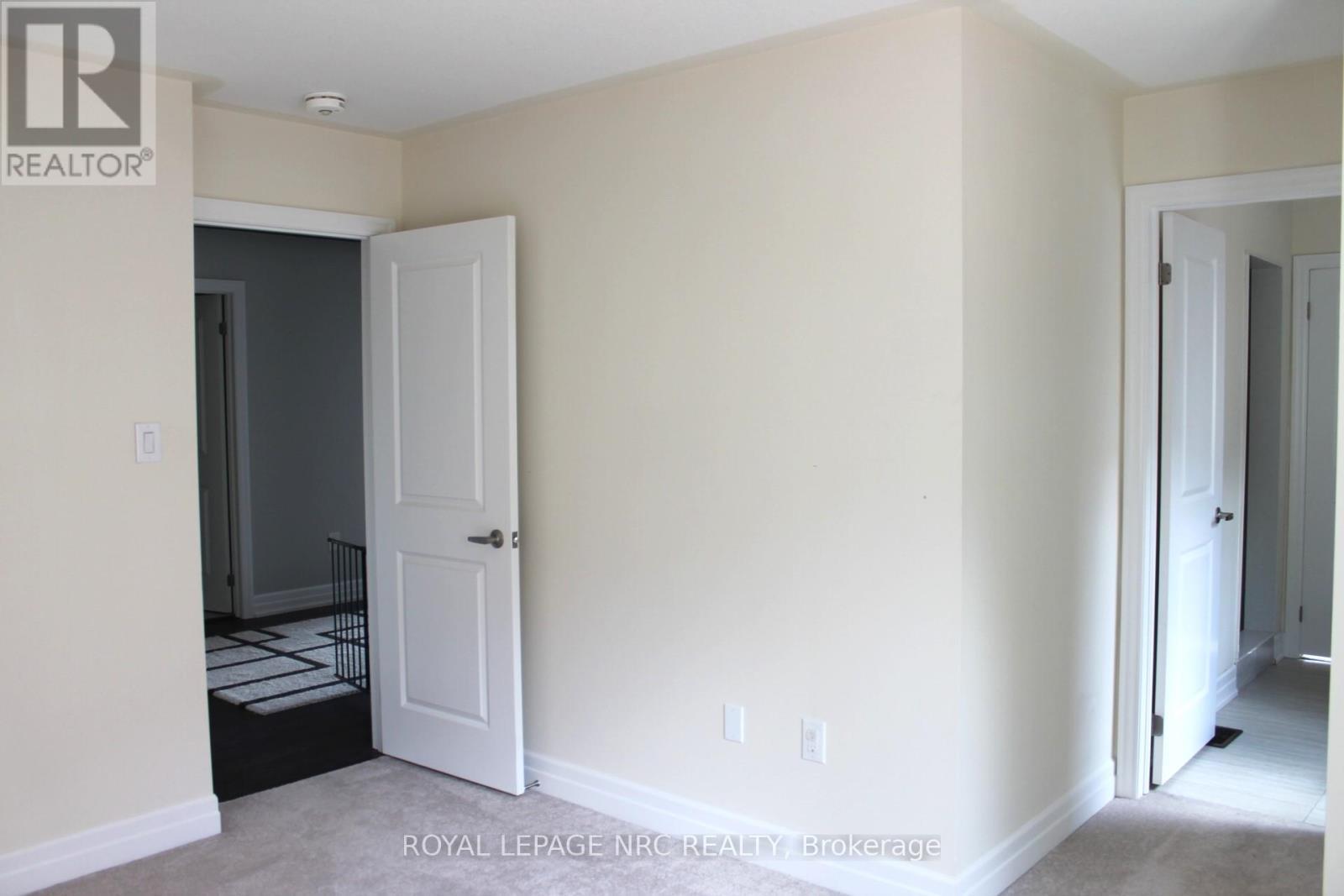 












9397 TALLGRASS AVENUE

,
Niagara Falls (Lyons Creek),




Ontario
L2G0Y2

