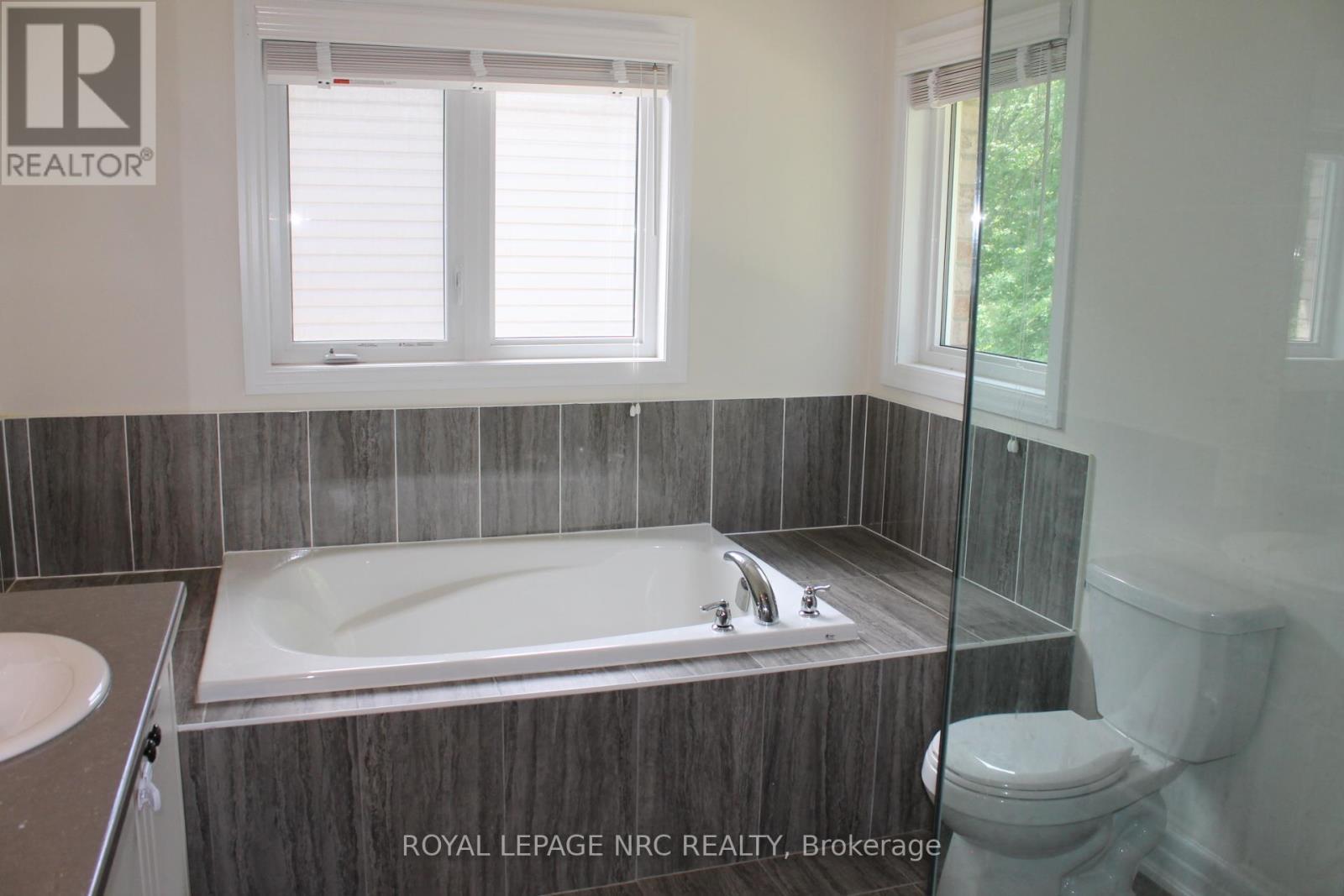 












9397 TALLGRASS AVENUE

,
Niagara Falls (Lyons Creek),




Ontario
L2G0Y2

