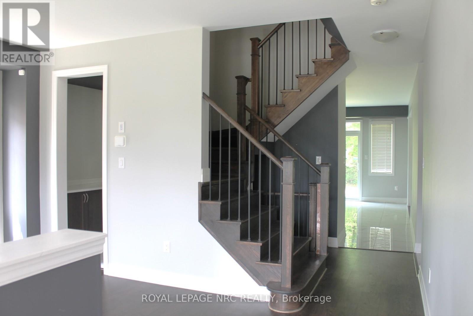 












9397 TALLGRASS AVENUE

,
Niagara Falls (Lyons Creek),




Ontario
L2G0Y2

