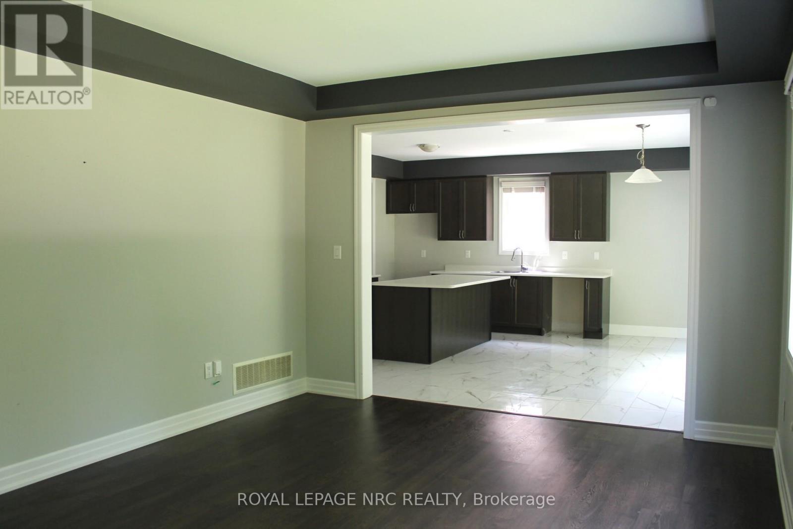 












9397 TALLGRASS AVENUE

,
Niagara Falls (Lyons Creek),




Ontario
L2G0Y2

