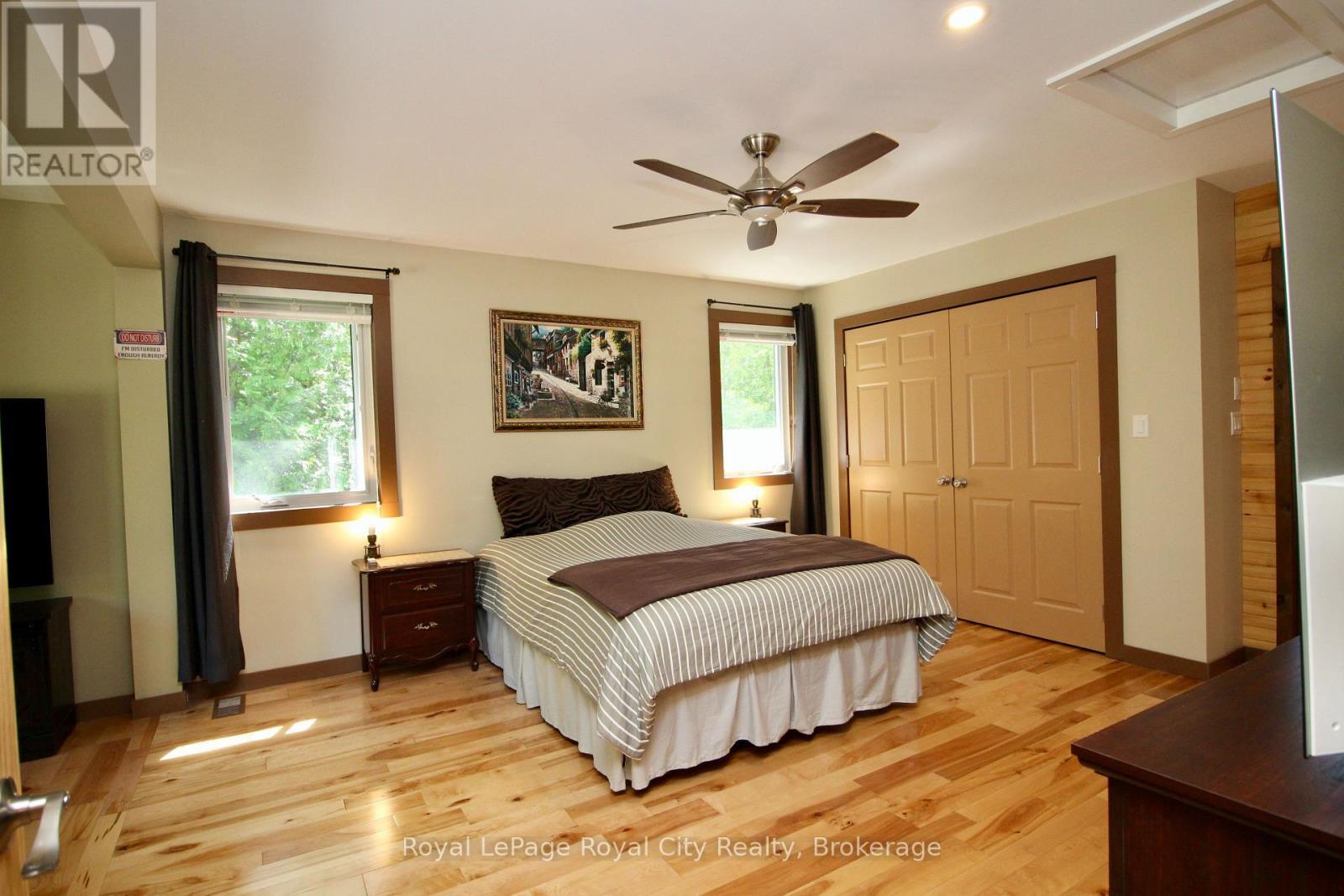 












170 CAPE HURD ROAD

,
Northern Bruce Peninsula,




Ontario
N0H2R0

