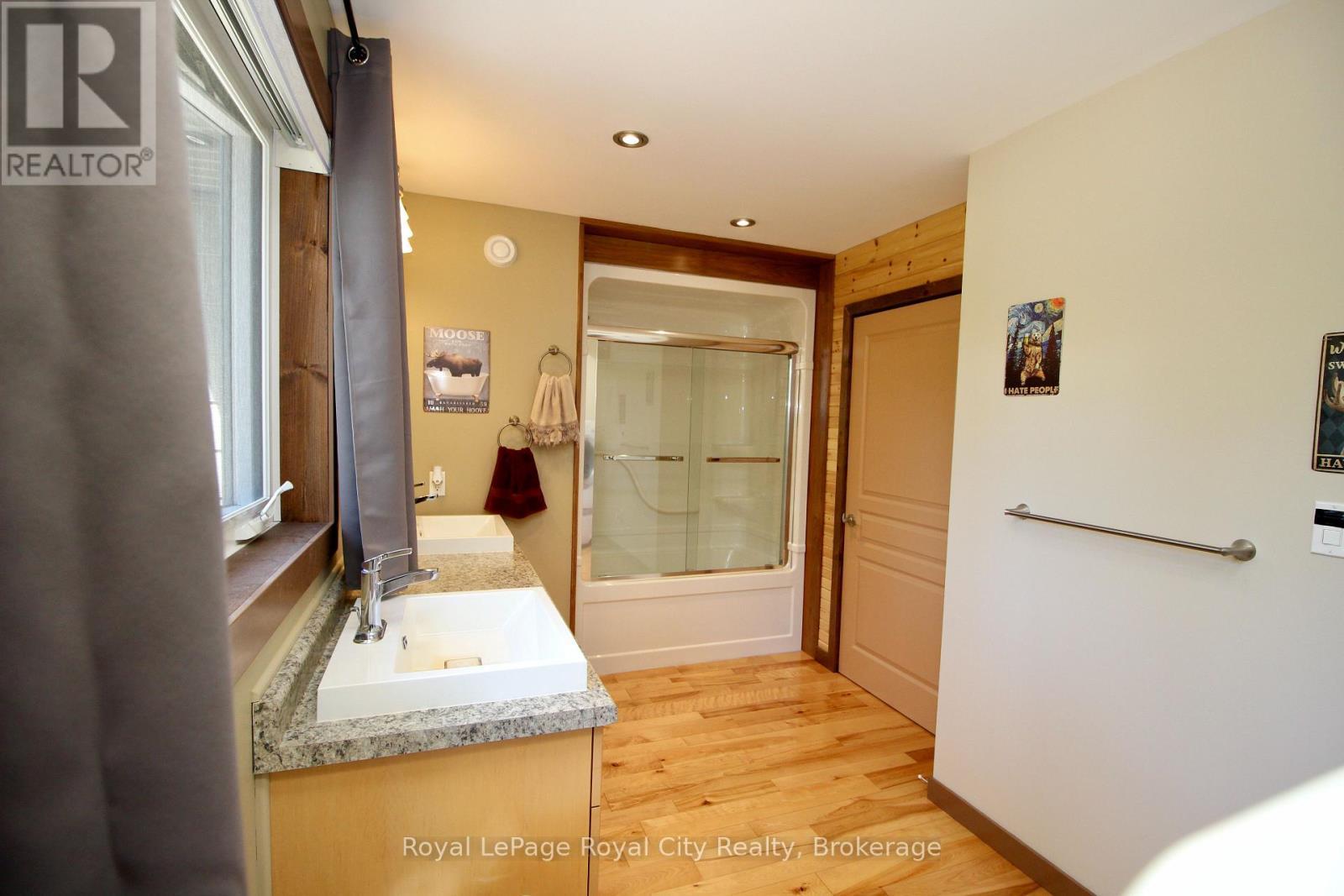 












170 CAPE HURD ROAD

,
Northern Bruce Peninsula,




Ontario
N0H2R0

