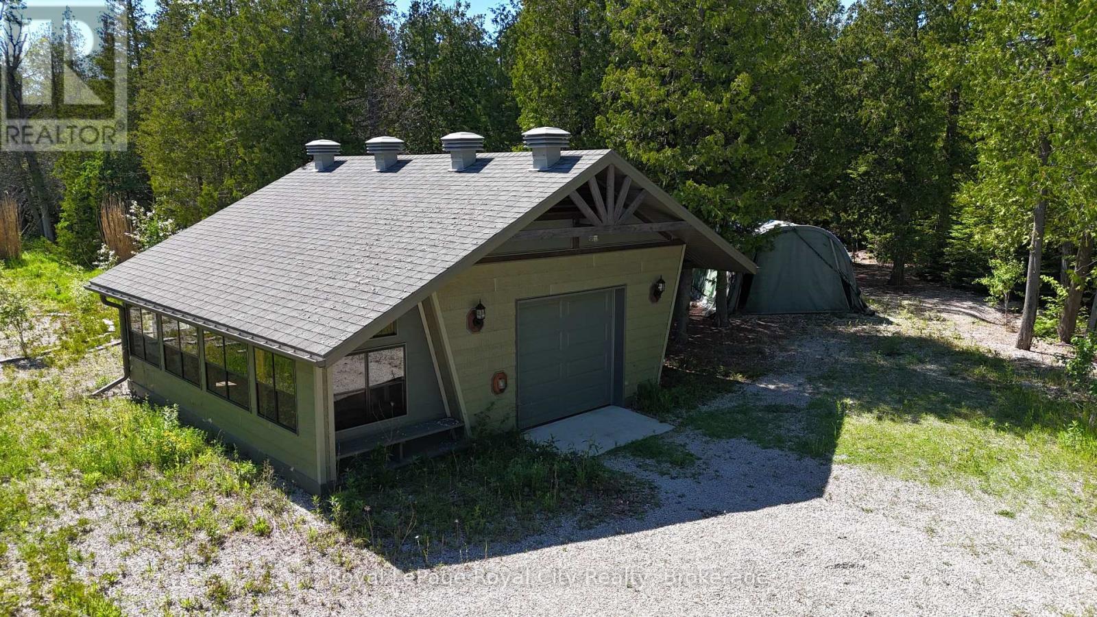 












170 CAPE HURD ROAD

,
Northern Bruce Peninsula,




Ontario
N0H2R0

