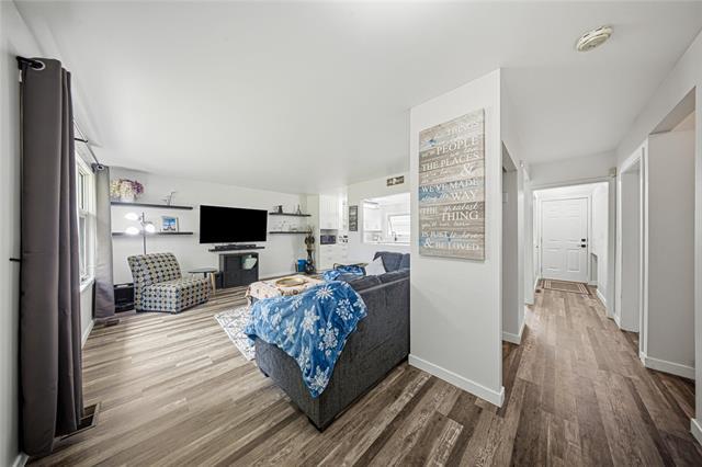 









5


Regina

PL,
Winnipeg,




MB
R2C 0S5


