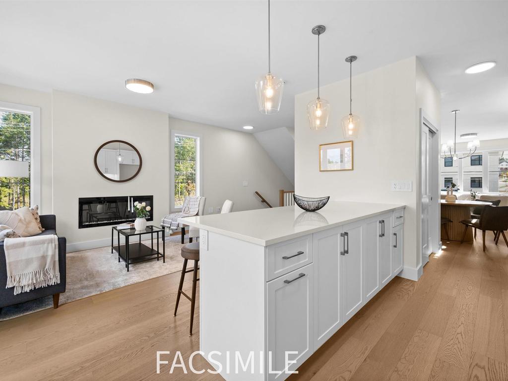 












GAR16 78 GARVEY COURT

,
Bedford West,




NS
B4B 2L1

