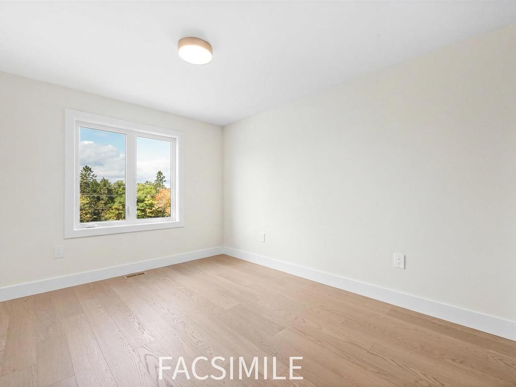 












GAR16 78 GARVEY COURT

,
Bedford West,




NS
B4B 2L1

