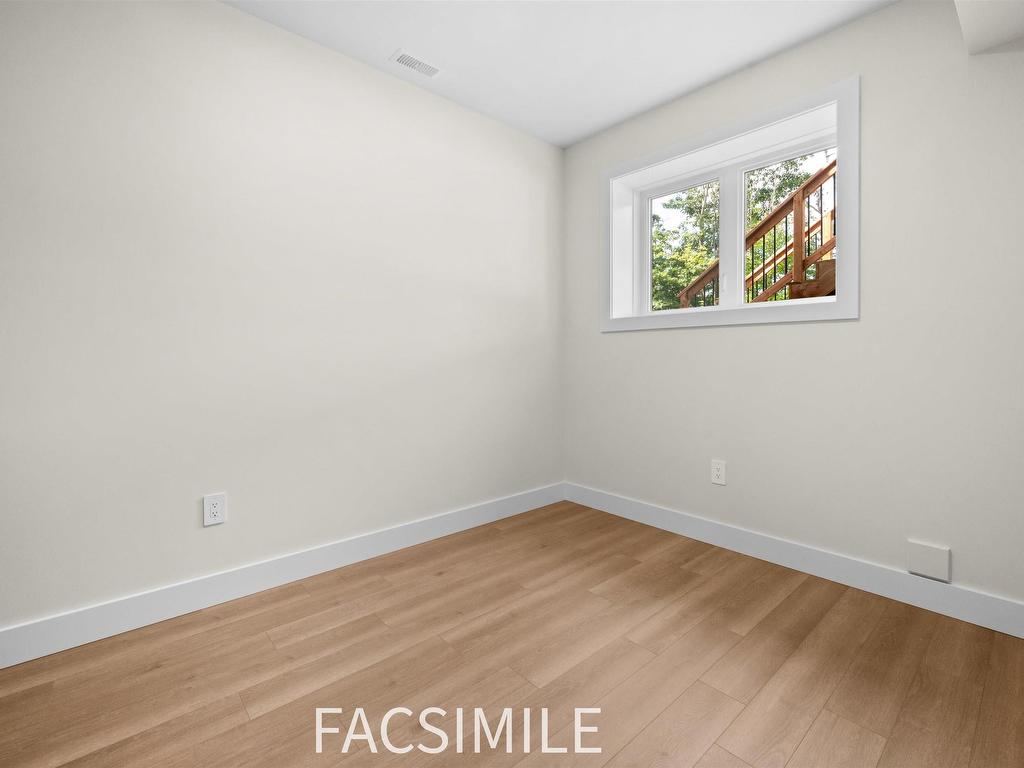 












GAR16 78 GARVEY COURT

,
Bedford West,




NS
B4B 2L1

