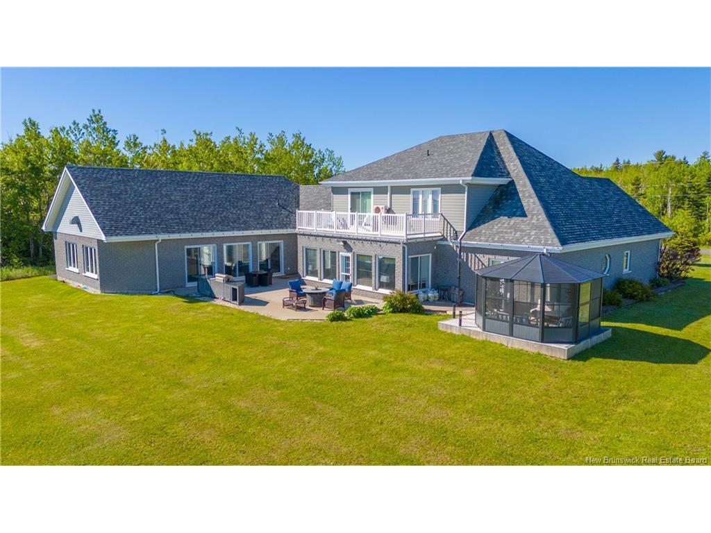 









521


Stella Maris

ST,
Tracadie,




NB
E1X 1C6

