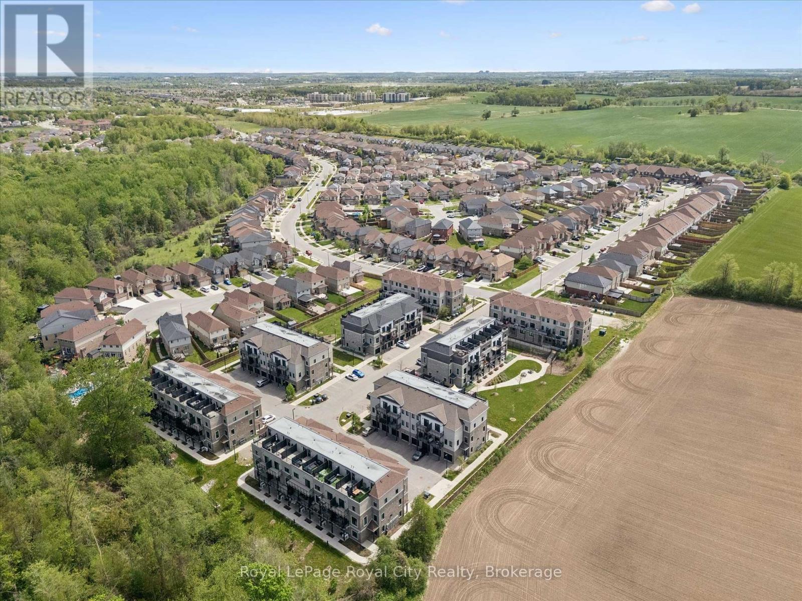 












58 - 107 WESTRA DRIVE

,
Guelph (Willow West/Sugarbush/West Acres),




Ontario
N1K0A5

