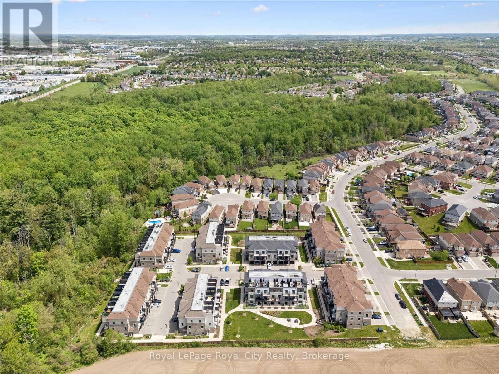 












58 - 107 WESTRA DRIVE

,
Guelph (Willow West/Sugarbush/West Acres),




Ontario
N1K0A5

