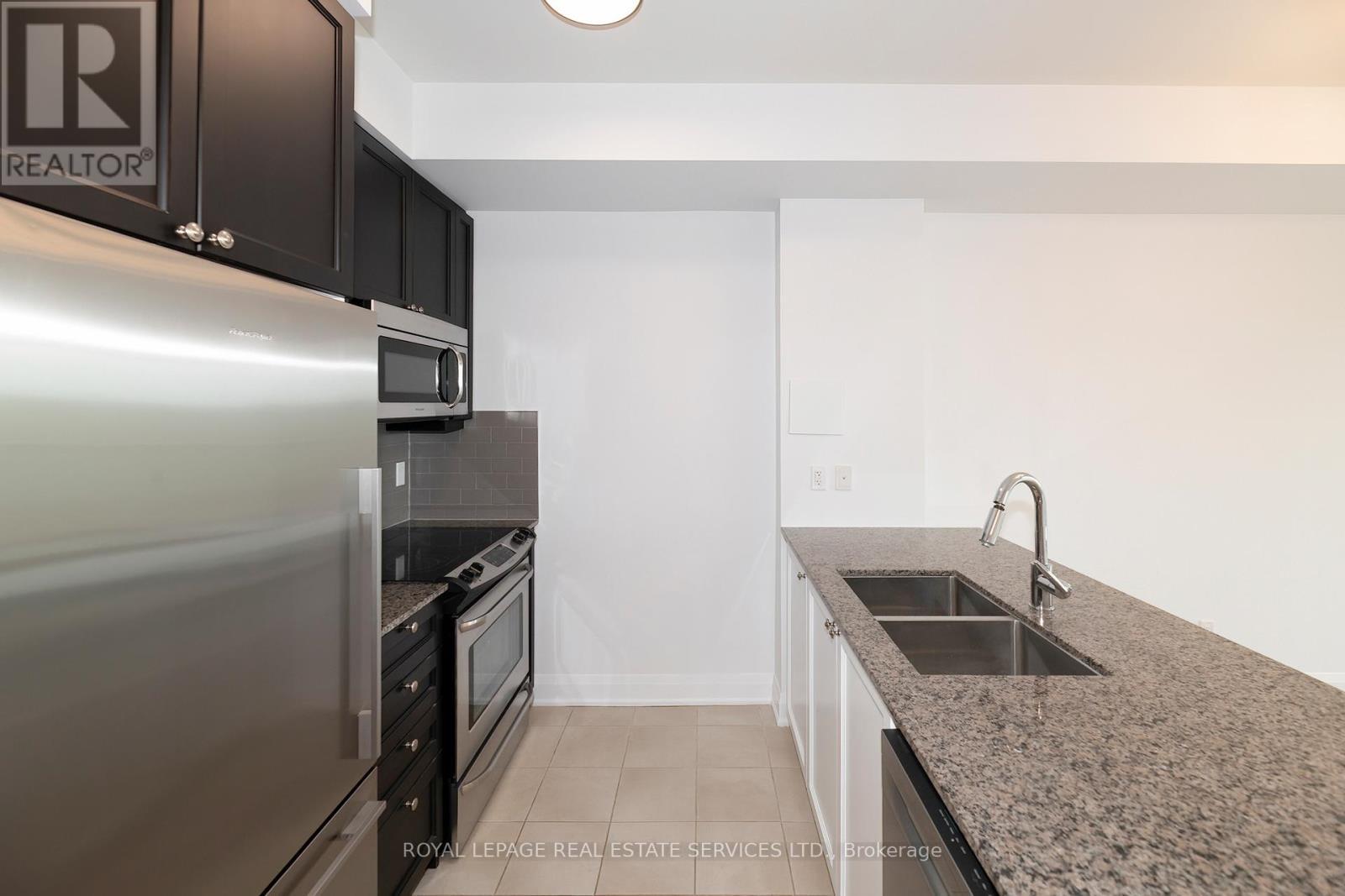 












505 - 35 FONTENAY COURT

,
Toronto,




Ontario
M9A0E2

