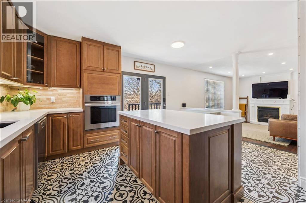 












20 DARBY Road

,
Guelph,




Ontario
N1K1R4

