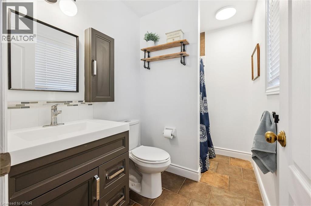 












20 DARBY Road

,
Guelph,




Ontario
N1K1R4

