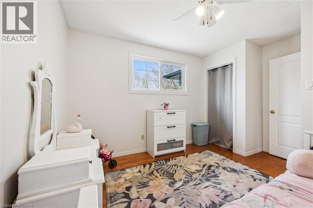 












20 DARBY Road

,
Guelph,




Ontario
N1K1R4

