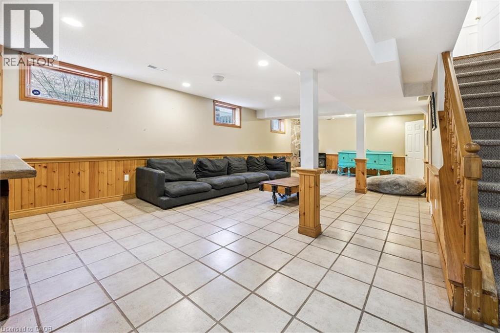 












20 DARBY Road

,
Guelph,




Ontario
N1K1R4

