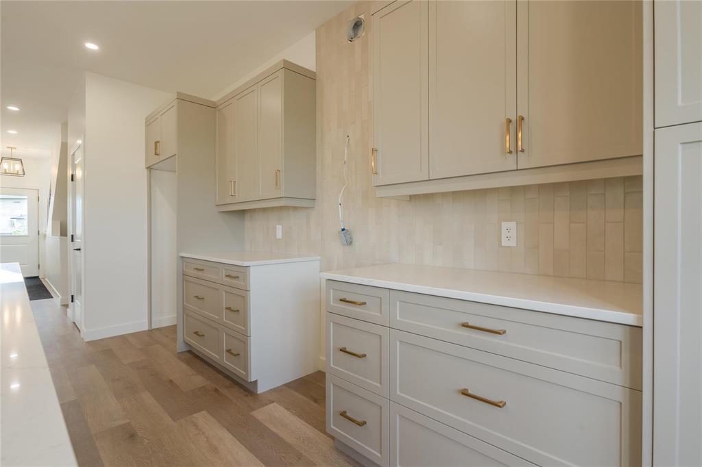 












73 Wild Plum Lane

,
Steinbach,




Manitoba
R5G1M5

