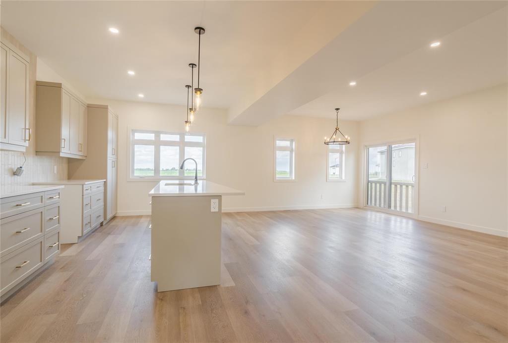 












73 Wild Plum Lane

,
Steinbach,




Manitoba
R5G1M5


