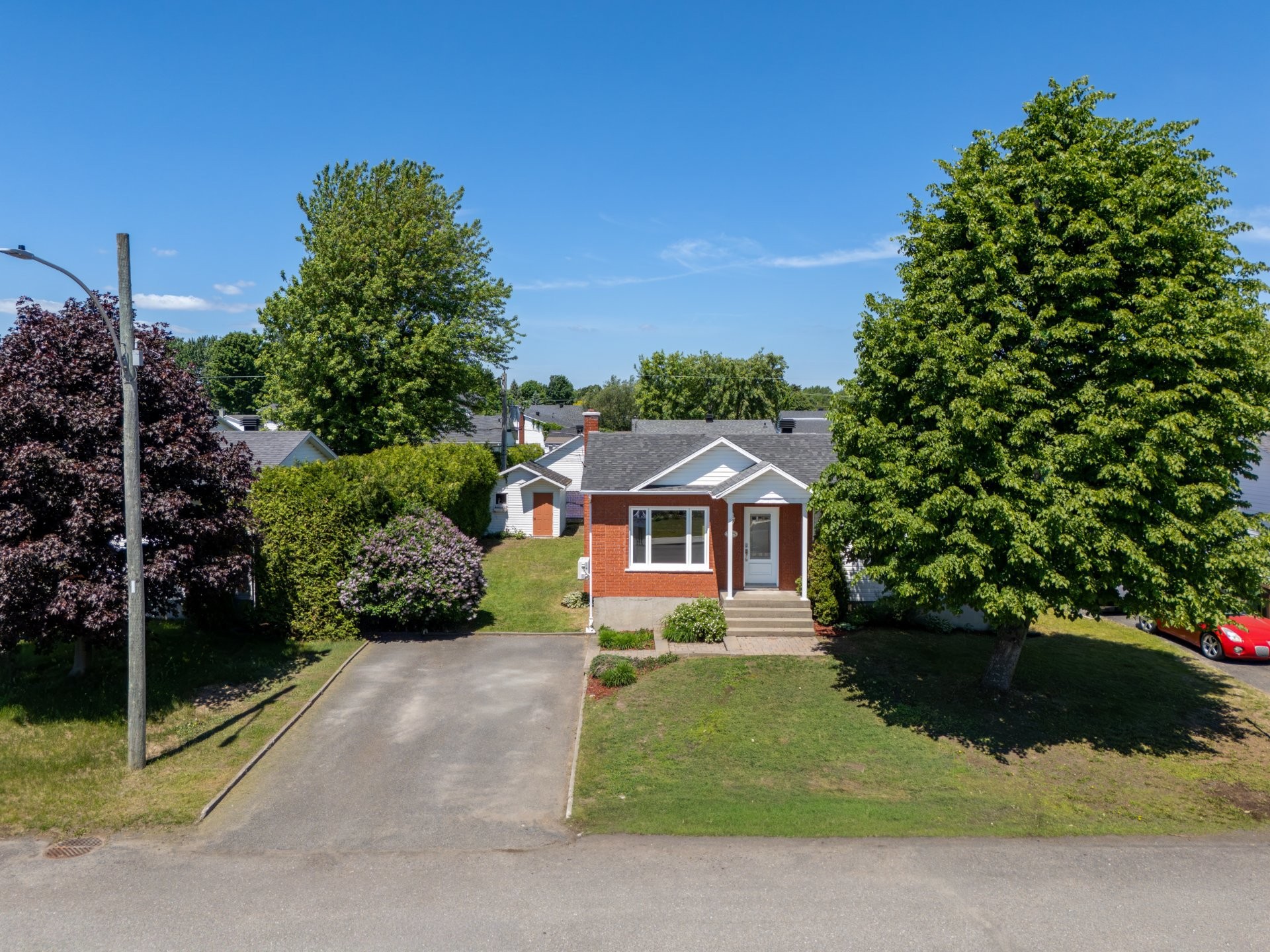 









28


Rue Deblois

,
Drummondville,




QC
J2A2M6


