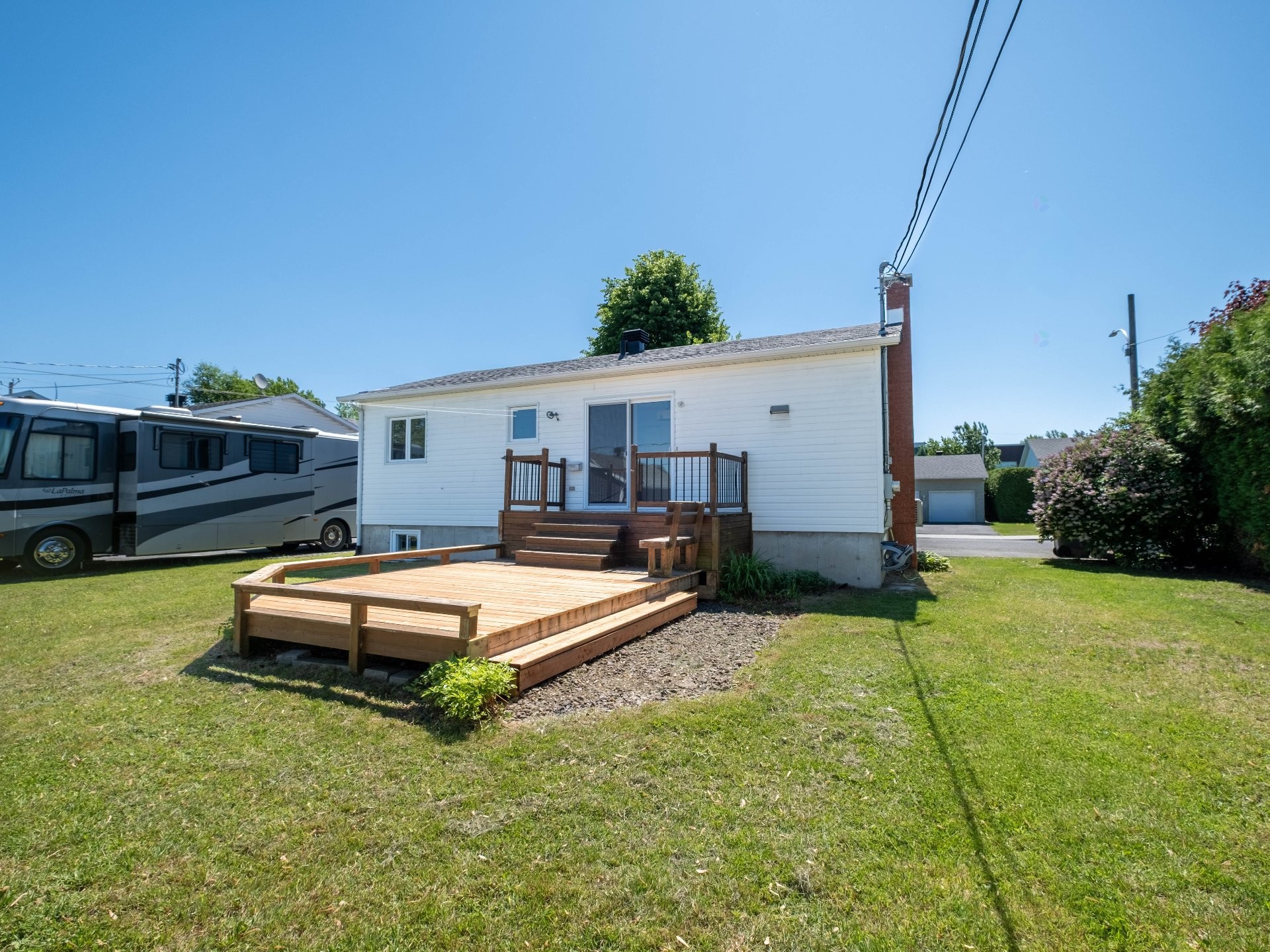 









28


Rue Deblois

,
Drummondville,




QC
J2A2M6

