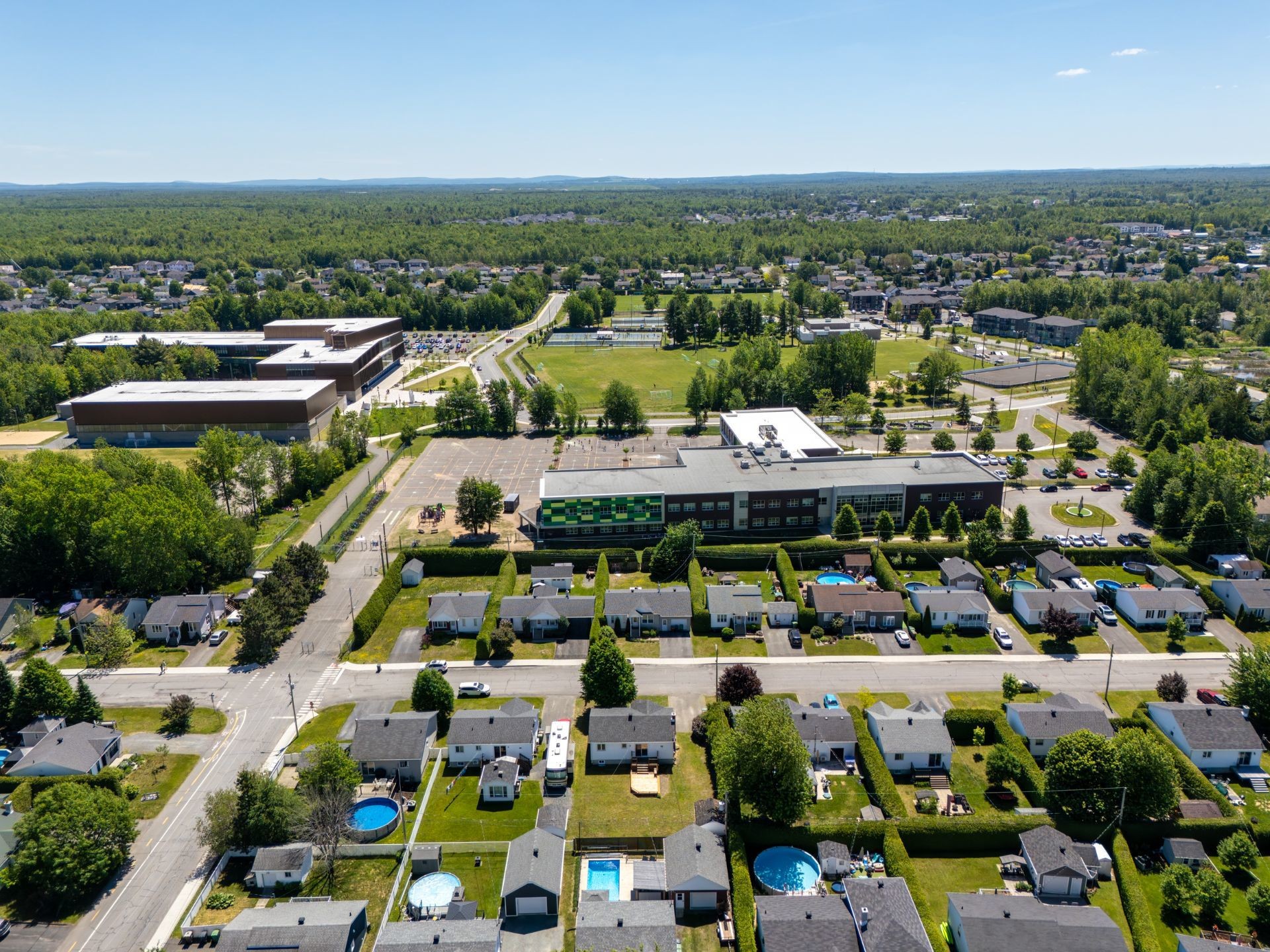 









28


Rue Deblois

,
Drummondville,




QC
J2A2M6

