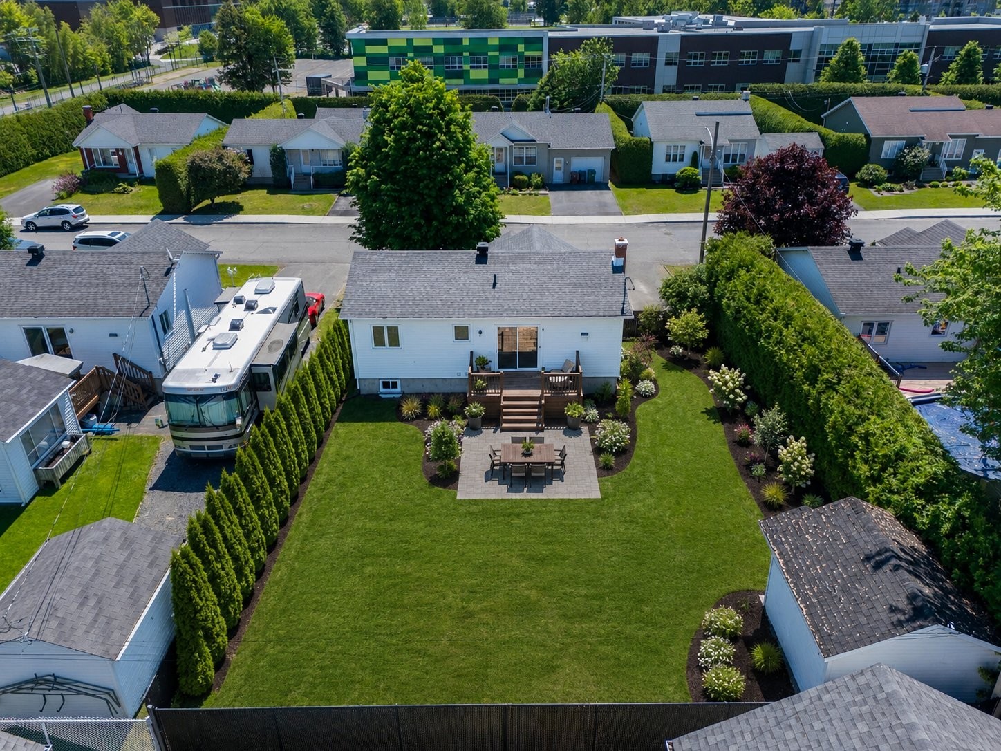 









28


Rue Deblois

,
Drummondville,




QC
J2A2M6

