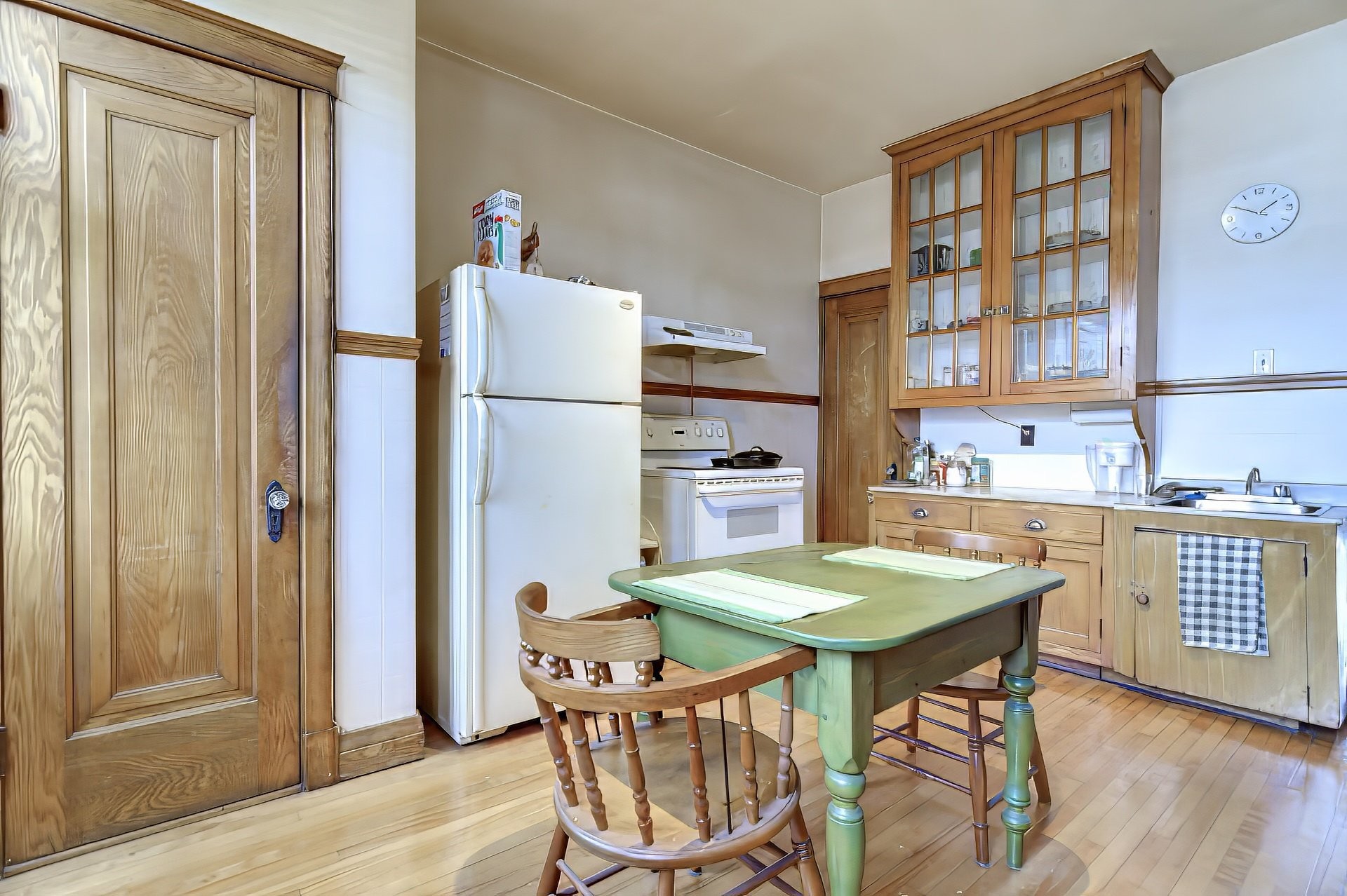 









6665

 - 6669


Av. des Érables

,
Montréal (Rosemont/La Petite-Patrie),




QC
H2G2M9

