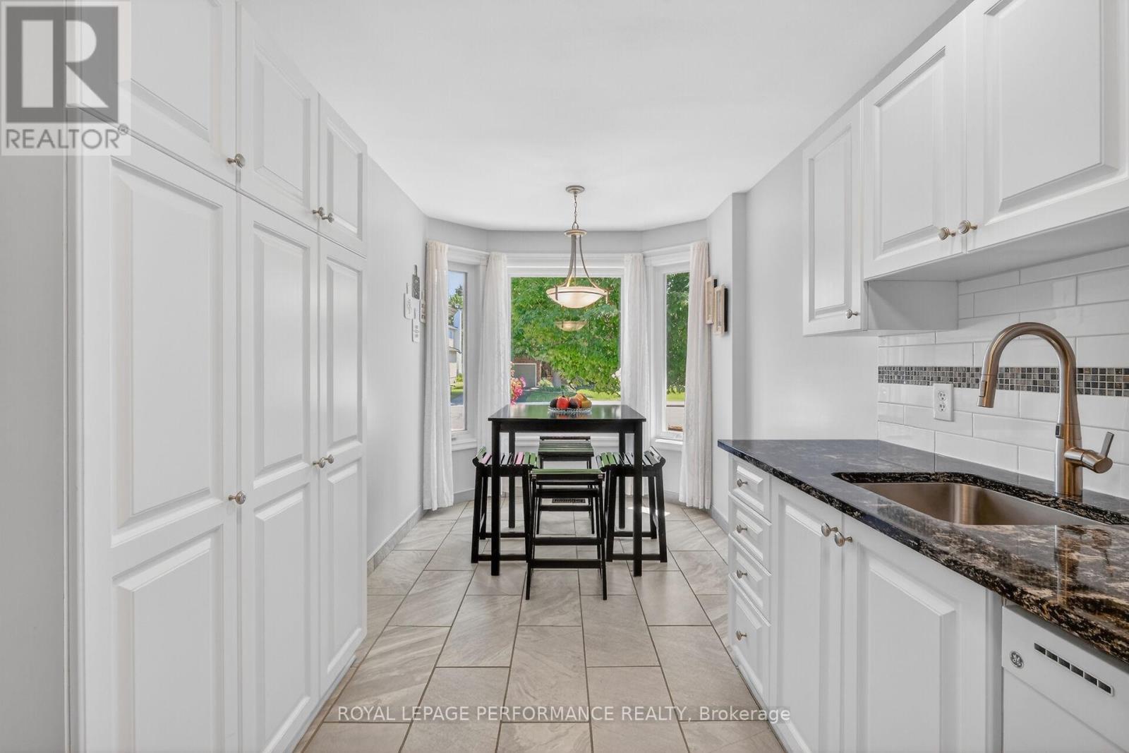 












569 PRINCESS LOUISE DRIVE

,
Ottawa,




Ontario
K4A1Z1

