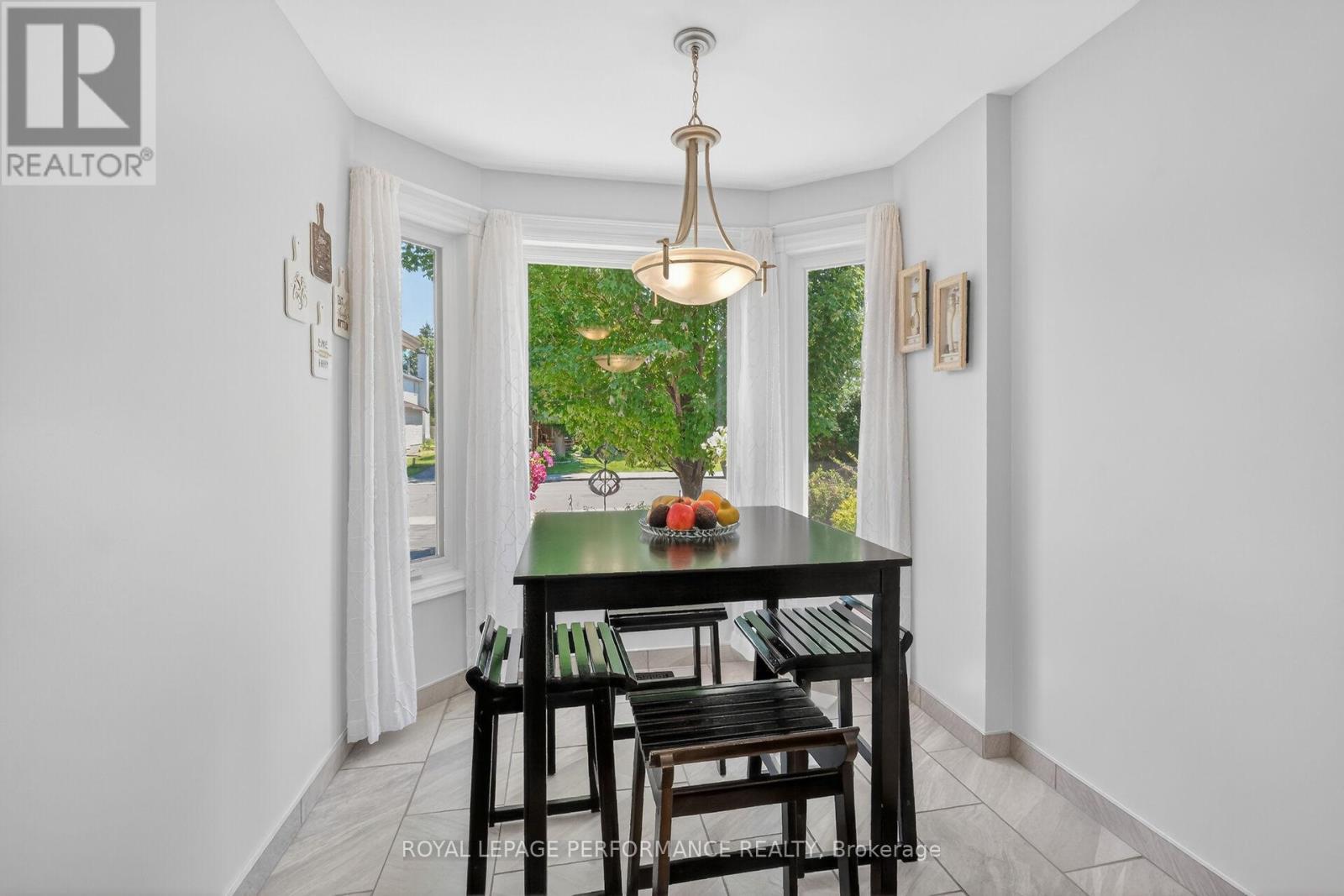 












569 PRINCESS LOUISE DRIVE

,
Ottawa,




Ontario
K4A1Z1

