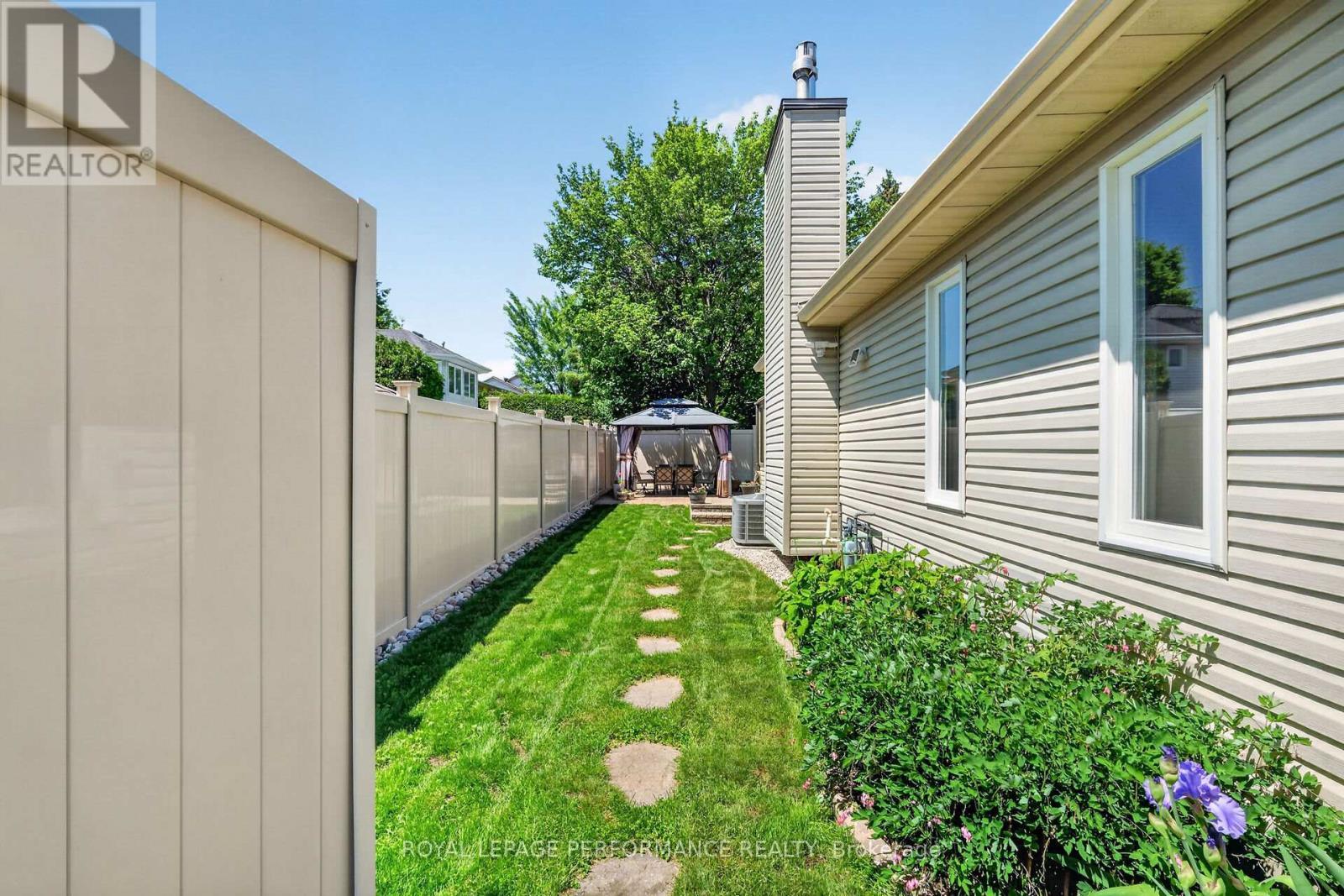 












569 PRINCESS LOUISE DRIVE

,
Ottawa,




Ontario
K4A1Z1

