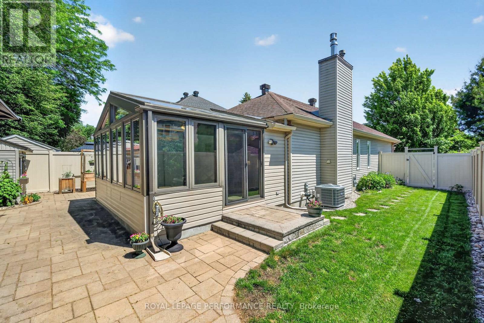 












569 PRINCESS LOUISE DRIVE

,
Ottawa,




Ontario
K4A1Z1

