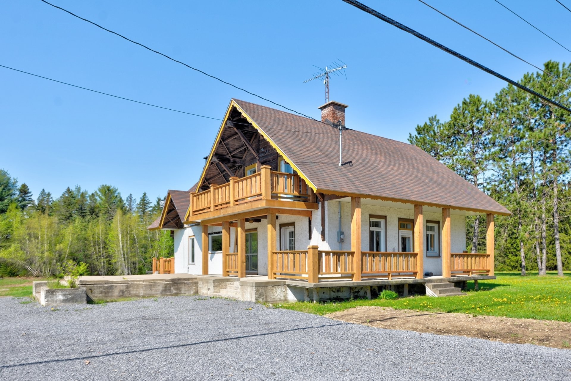 









1030


Route St-Joseph

,
Sainte-Émélie-de-l'Énergie,




QC
J0K2K0

